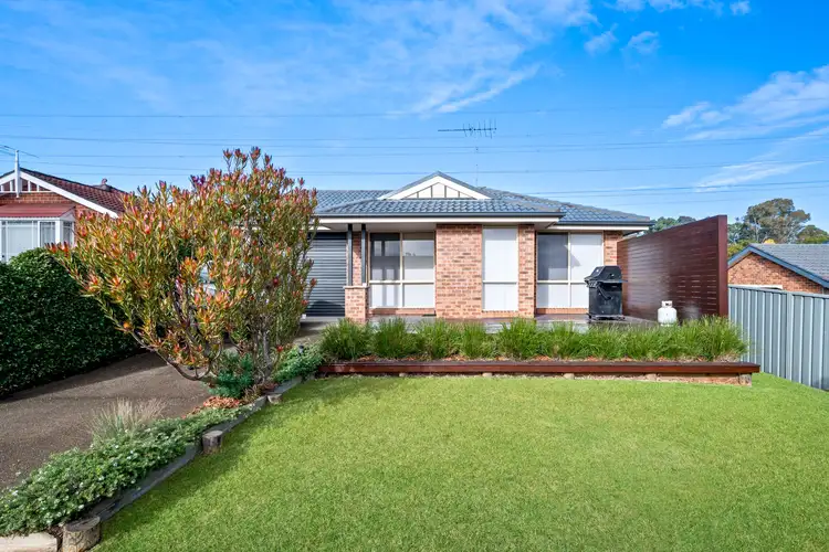 18 Ferntree Close, Glenmore Park NSW 2745