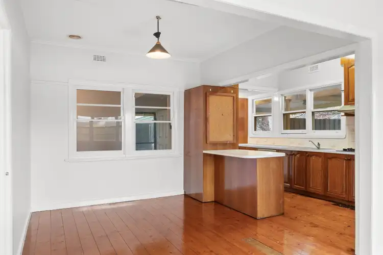 Fifth view of Homely house listing, 2 Renniks Street, Mildura VIC 3500