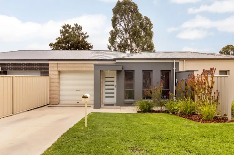 8A Gundowringa Avenue, Happy Valley SA 5159