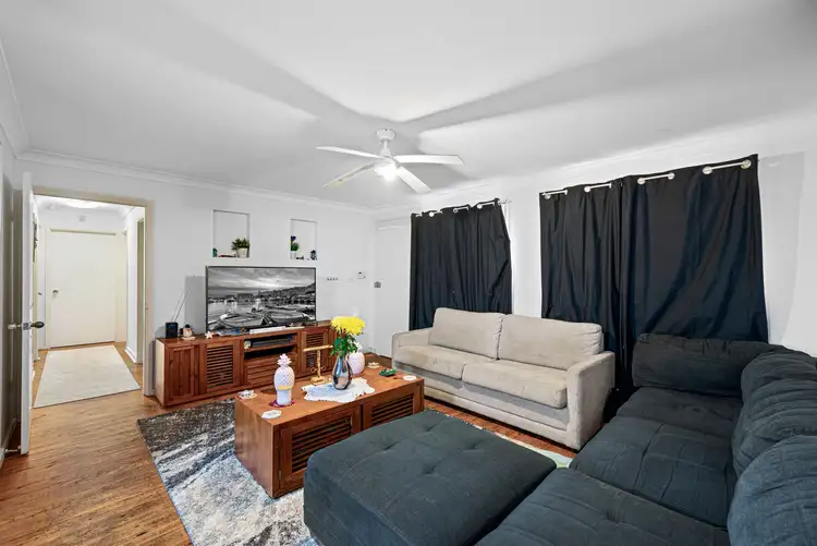 Fourth view of Homely house listing, 33 Cottonwood Crescent, Macquarie Fields NSW 2564