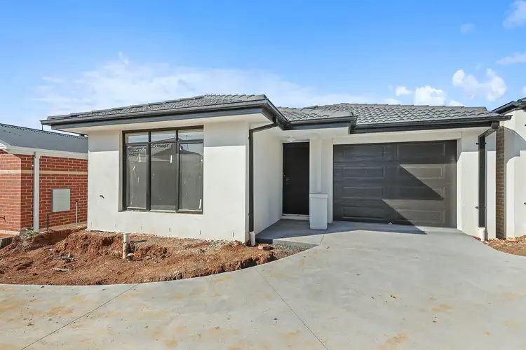 Main view of Homely unit listing, 8/2 Oddy Street., Drouin VIC 3818