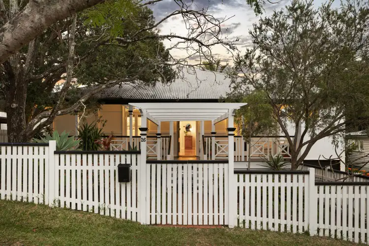26 Fitzroy Street, Clayfield QLD 4011