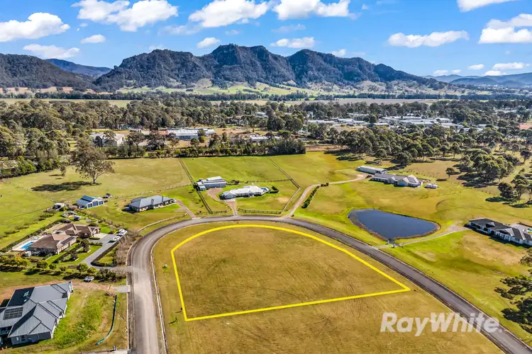 10 Moonlight Circuit, Gloucester NSW 2422