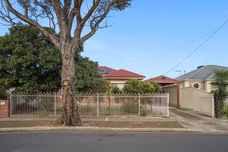 32 Sixth Avenue, Ascot Park SA 5043