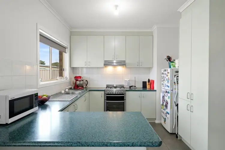 Fourth view of Homely house listing, 2/6 Grubissa Court, Benalla VIC 3672