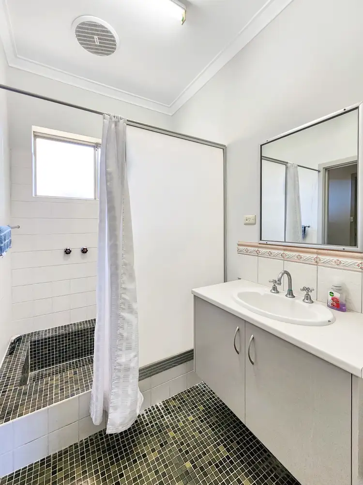 Fifth view of Homely unit listing, Unit 7/58-60 Douglas Street, Carnarvon WA 6701
