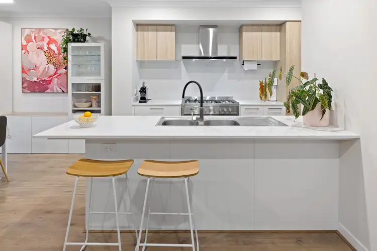 Second view of Homely house listing, 52 Dawley Circuit, Werribee VIC 3030