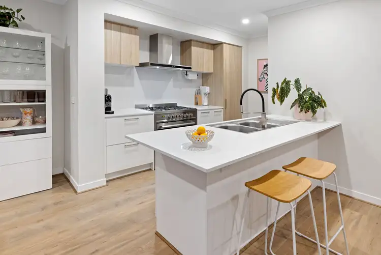 Fourth view of Homely house listing, 52 Dawley Circuit, Werribee VIC 3030