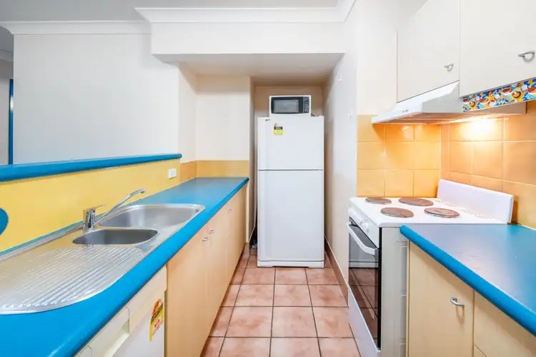 Fifth view of Homely unit listing, 6/112-116 Surf Parade, Broadbeach QLD 4218