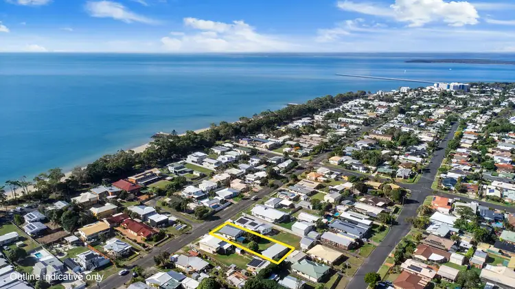 165 Cypress Street, Urangan QLD 4655
