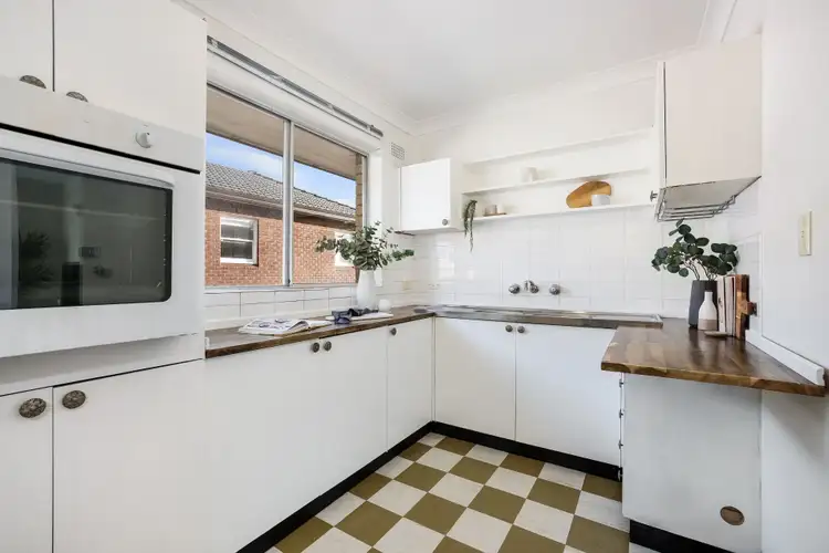 Fifth view of Homely apartment listing, 5/9 Hill Street, Coogee NSW 2034