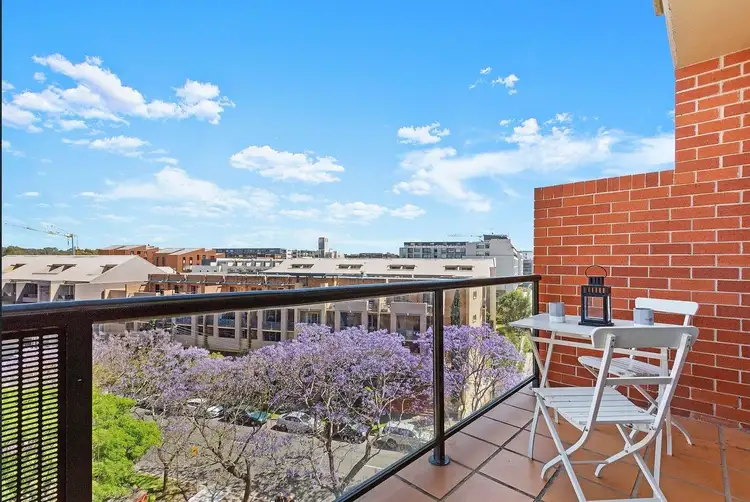 8608/177-219 Mitchell Road, Erskineville NSW 2043