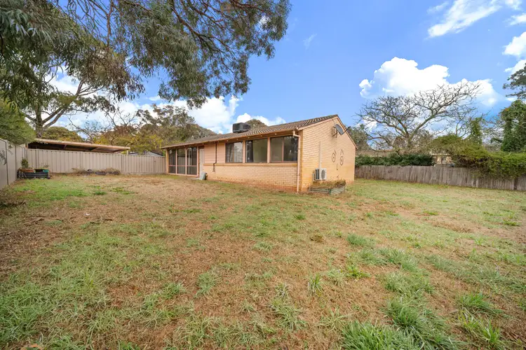 7 Crowley Court, Charnwood ACT 2615