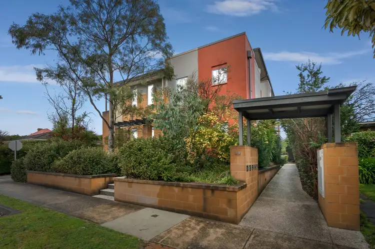 3/30 Pitt Street, Ringwood VIC 3134