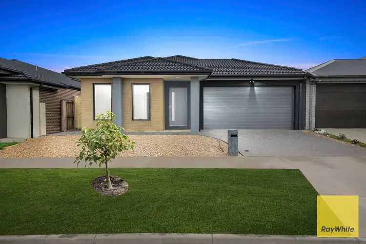 7 Potala Avenue, Bonnie Brook VIC 3335