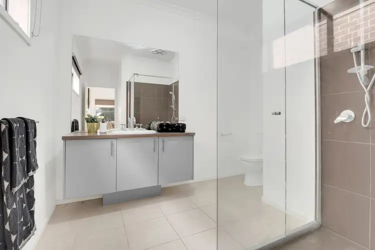 Third view of Homely house listing, 38 Baronial Way, Craigieburn VIC 3064