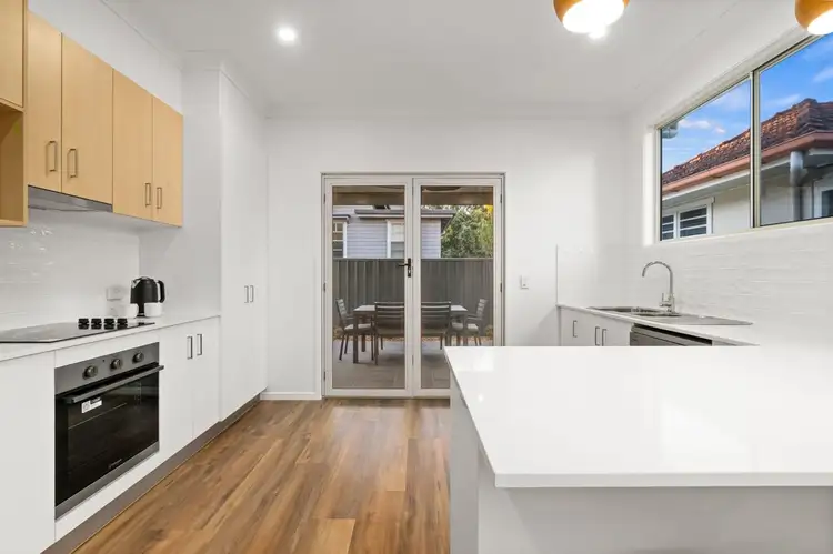 Fifth view of Homely house listing, 2/37A Anzac Avenue, Newtown QLD 4350