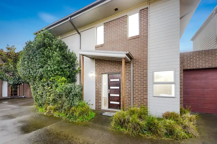 2/21 Thomas Street, Clayton VIC 3168