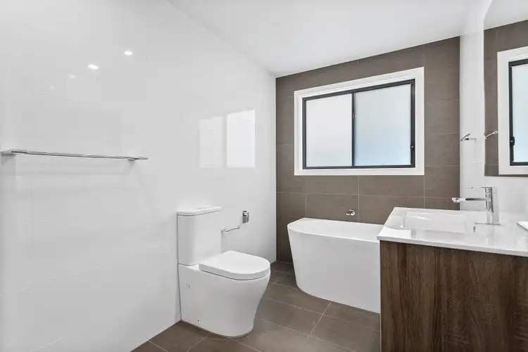 Fifth view of Homely house listing, 21 Headwater Place, Albion Park NSW 2527