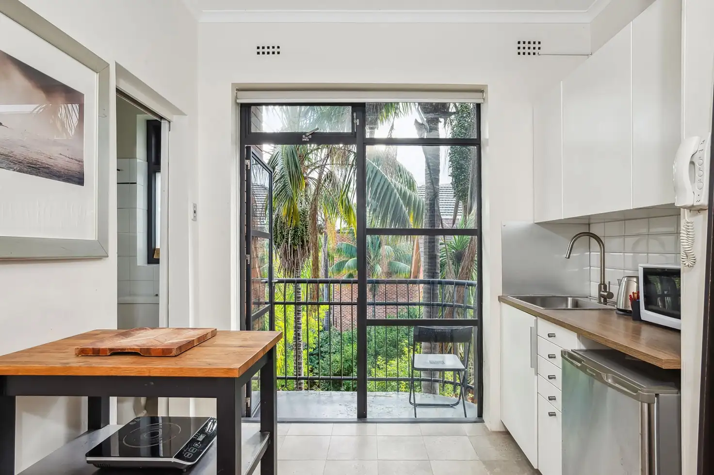 Main view of Homely studio listing, 19/10 Challis Avenue, Potts Point NSW 2011