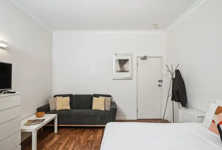 Fifth view of Homely studio listing, 19/10 Challis Avenue, Potts Point NSW 2011