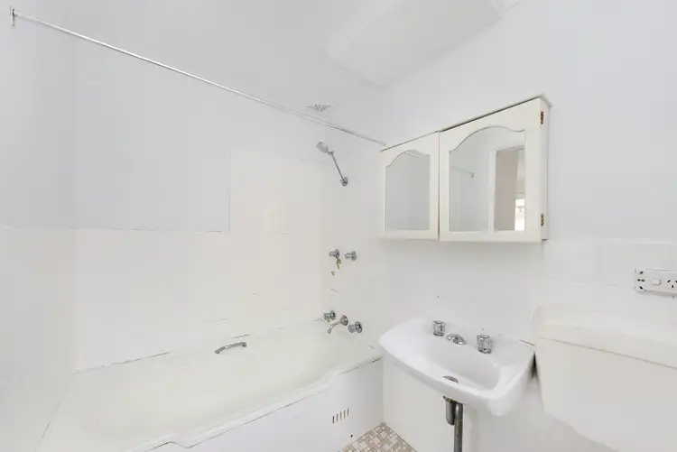 Fourth view of Homely apartment listing, 1/6-8 Waverley Crescent, Bondi Junction NSW 2022