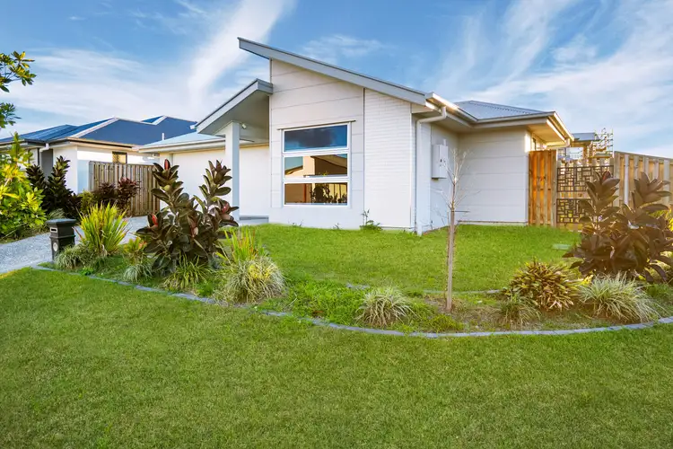 8 Rose Street, Logan Reserve QLD 4133