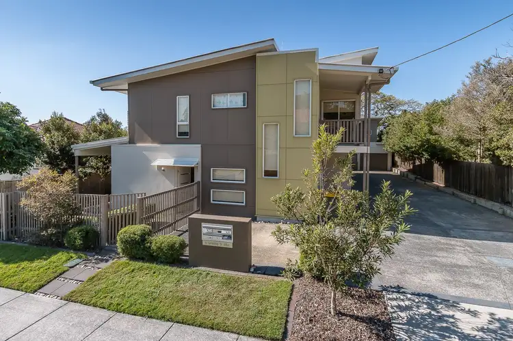 Main view of Homely townhouse listing, 1/9 Greening Street, Mount Gravatt QLD 4122