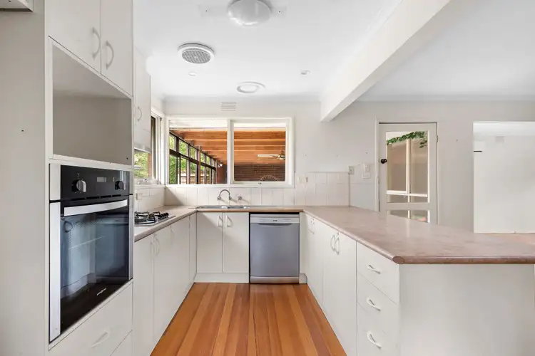 Second view of Homely house listing, 5 Lorraine Avenue, Langwarrin VIC 3910