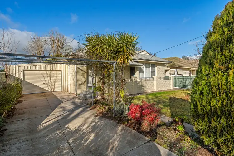 7 Amos Avenue, Benalla VIC 3672
