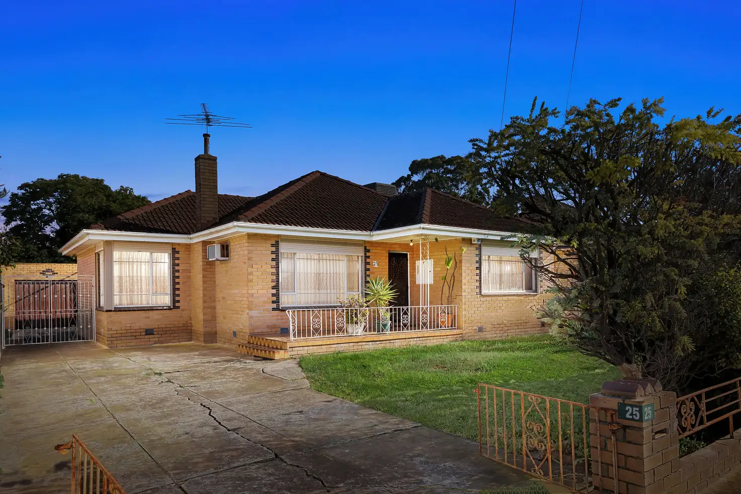Main view of Homely house listing, 25 Mount View Road, Thomastown VIC 3074