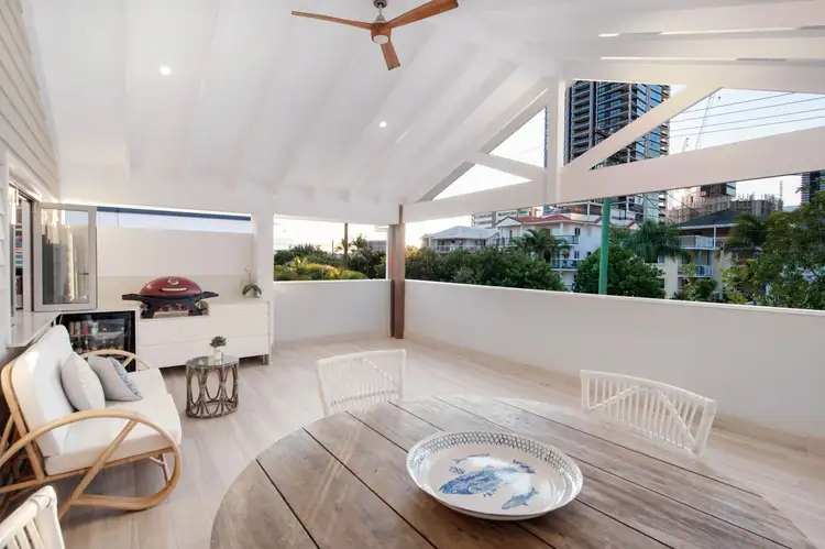 36 Sunbrite Avenue, Mermaid Beach QLD 4218