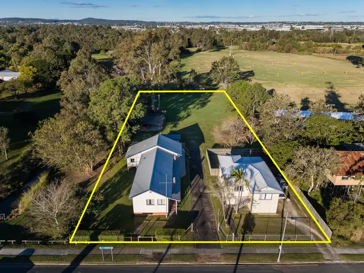 962 Oxley Road, Oxley QLD 4075
