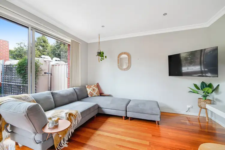 Sixth view of Homely townhouse listing, 2/9 Cuthbert Road, Reservoir VIC 3073