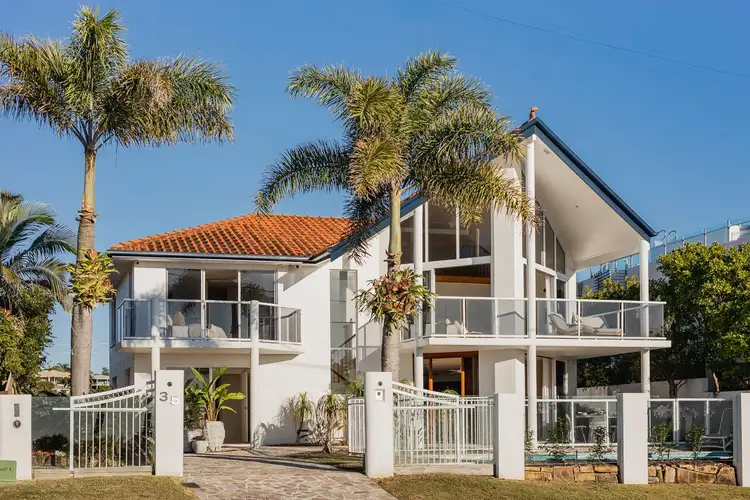 35 Sobraon Street, Sunrise Beach QLD 4567