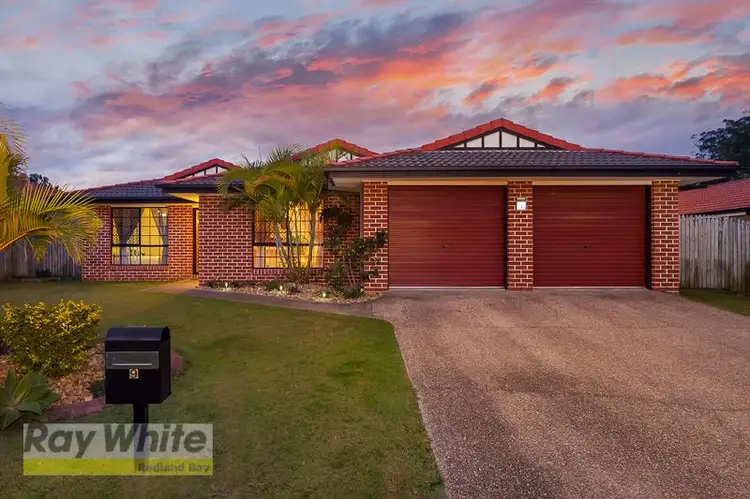 9 Marjorie Buckler Avenue