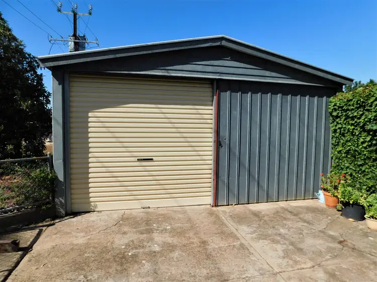 Sixth view of Homely house listing, 8 Jervois Street, Bordertown SA 5268