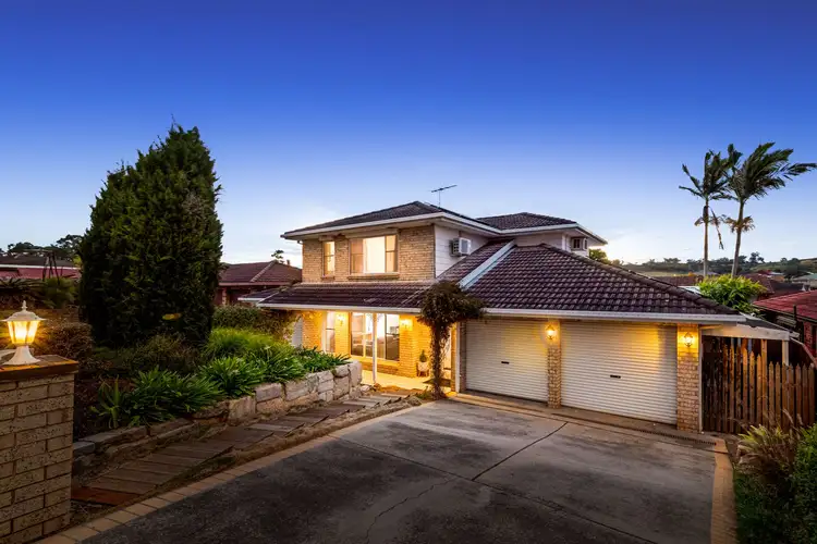 12 Torrens Place, Kearns NSW 2558