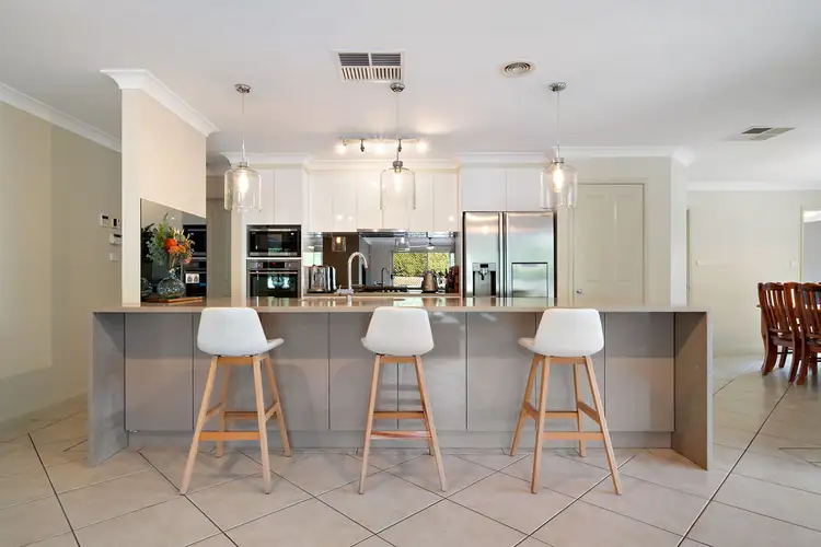 8 Banyule Grove, Conder ACT 2906