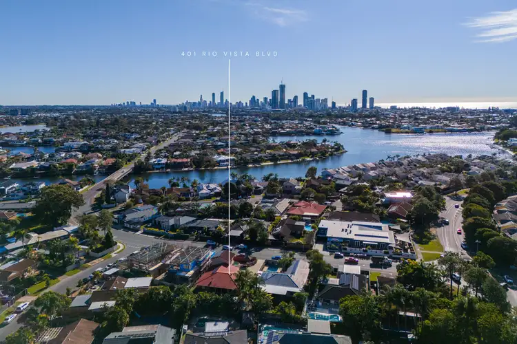 401 Rio Vista Boulevard, Mermaid Waters QLD 4218