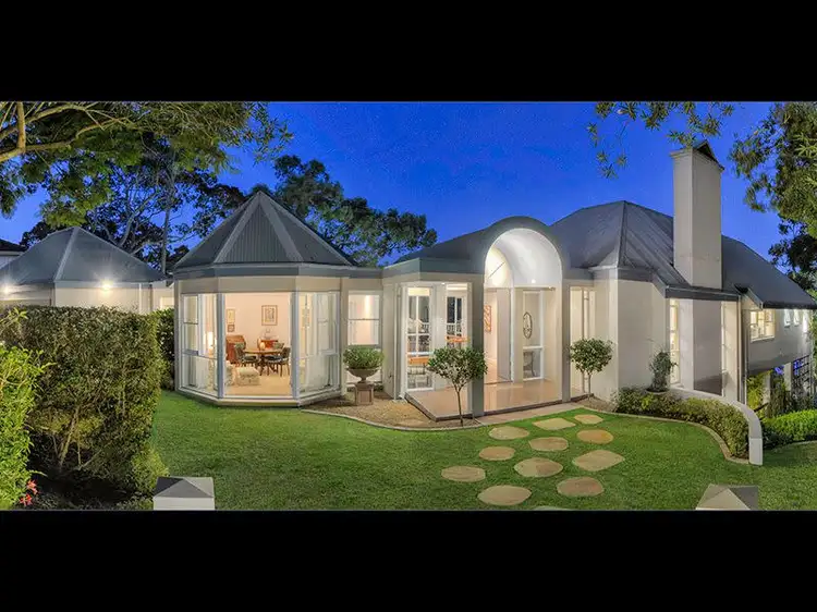 16 Markwell Street, Hamilton QLD 4007