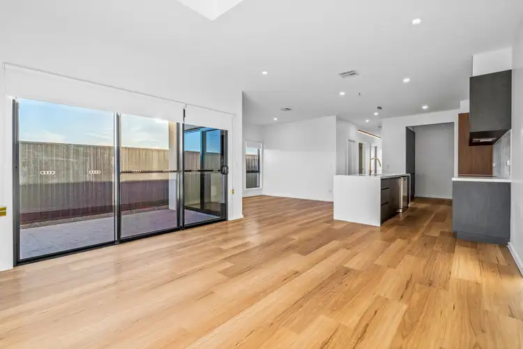 Main view of Homely townhouse listing, 20A Celestial Avenue, Dunmore NSW 2529