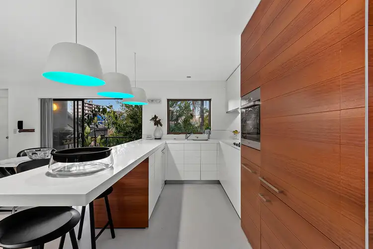 Sixth view of Homely apartment listing, 9/20 Chester Street, Highgate Hill QLD 4101