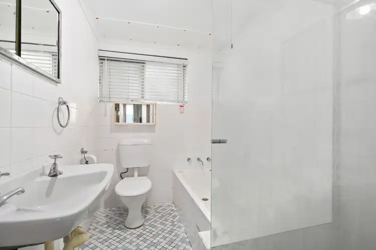 Fifth view of Homely unit listing, 2/21 Campbell Street, Wollongong NSW 2500