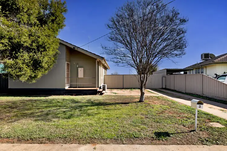 Second view of Homely house listing, 3 Nulla Street, Red Cliffs VIC 3496