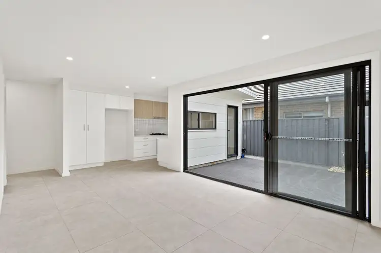 Fourth view of Homely semi-detached listing, 2/125 Crest Road, Albion Park NSW 2527