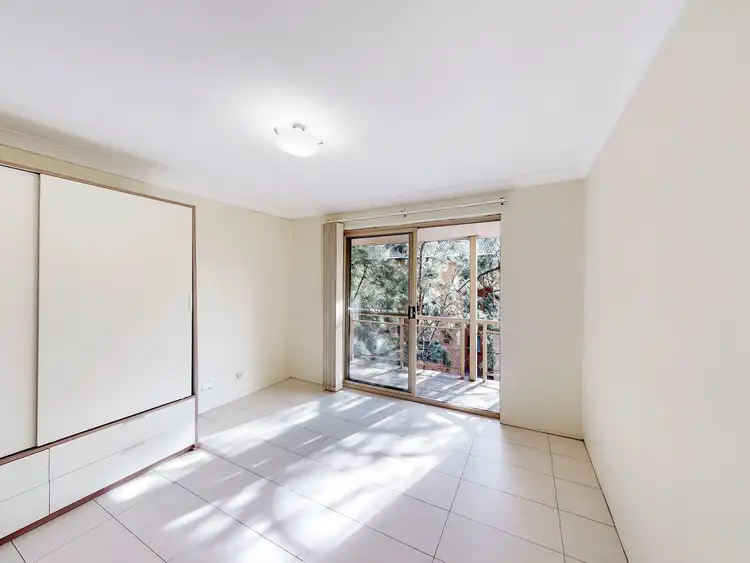 Fifth view of Homely unit listing, 15/5-9 Mowle Street, Westmead NSW 2145