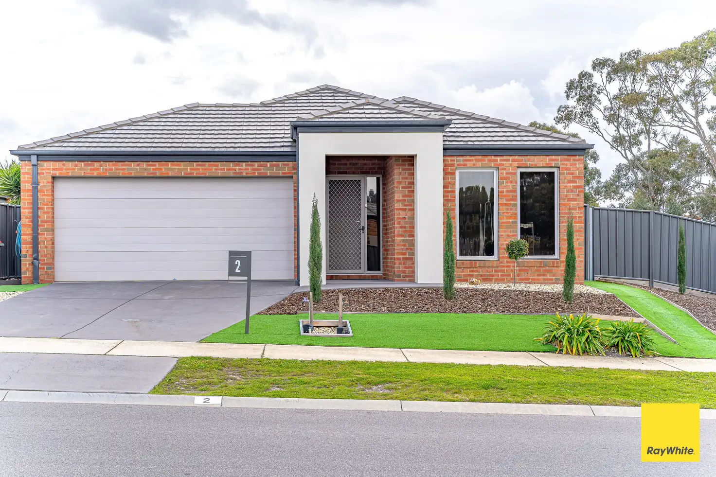 Main view of Homely house listing, 2 Metropolitan Drive, Eaglehawk VIC 3556