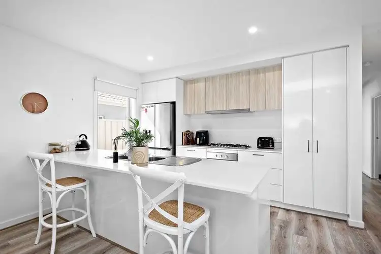 Third view of Homely unit listing, 4 Santa Rosa Circuit, Rosebud VIC 3939