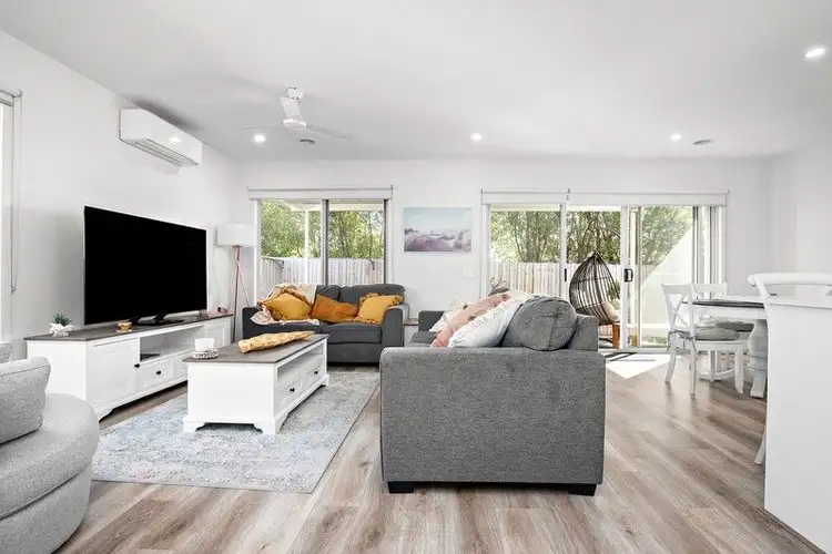 Fifth view of Homely unit listing, 4 Santa Rosa Circuit, Rosebud VIC 3939